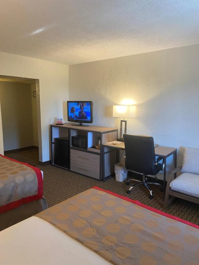 Ramada By Wyndham West Atlantic City Egg Harbor Township Eksteriør bilde
