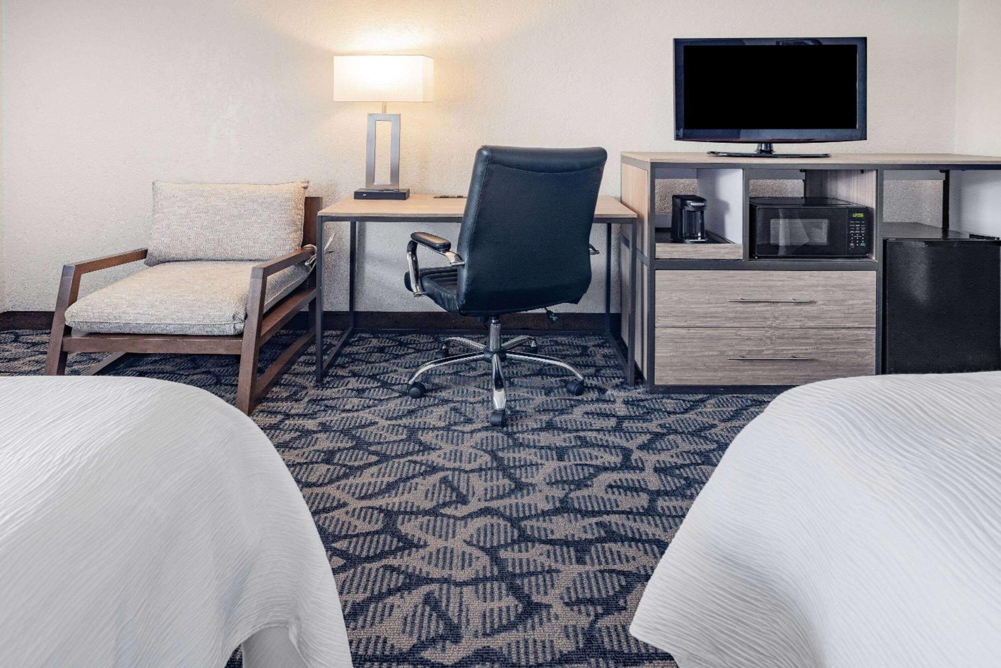Ramada By Wyndham West Atlantic City Egg Harbor Township Eksteriør bilde