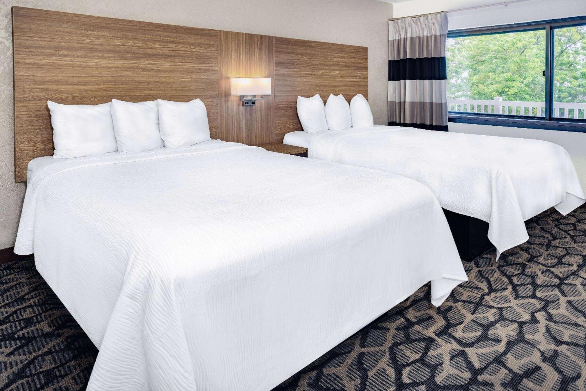 Ramada By Wyndham West Atlantic City Egg Harbor Township Eksteriør bilde